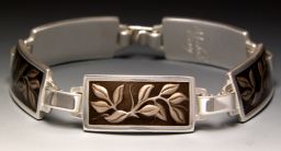Spring Leaves Link Bracelet