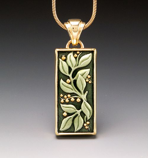 Spring Leaves Pendant 18k