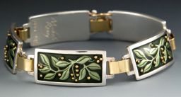 Spring Leaves and Berries Link Bracelet